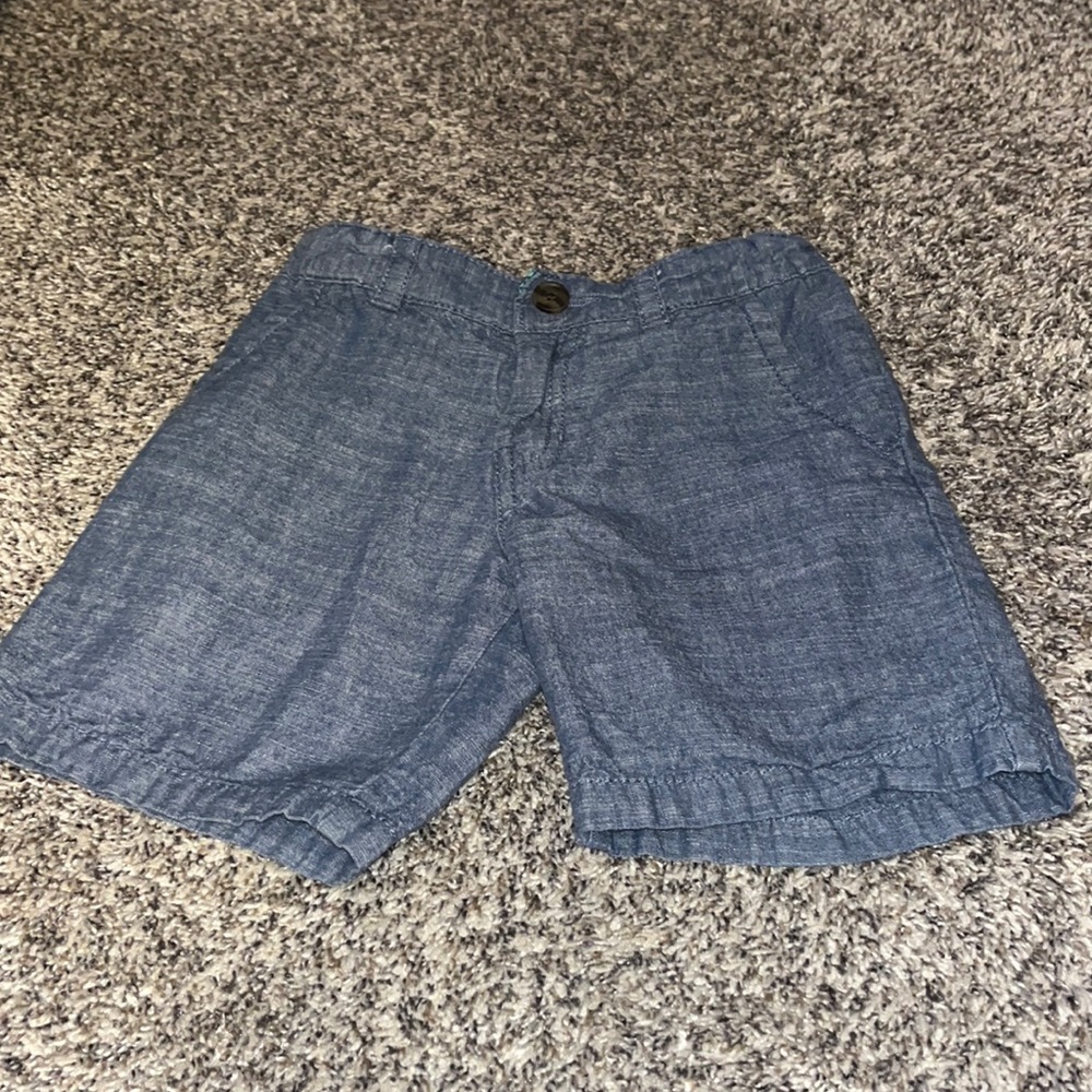 Boys Cat and Jack boys dress shorts size 6